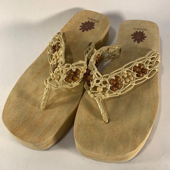 Resorts Womens Sandals size 9.5 - Picture 1 of 4